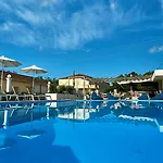 Seaside Hotel 2*