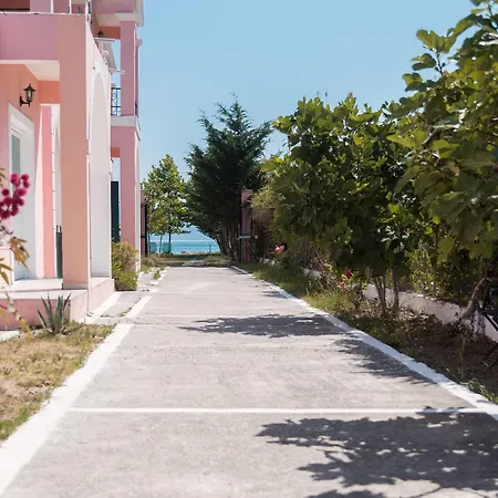 Seaside 3*