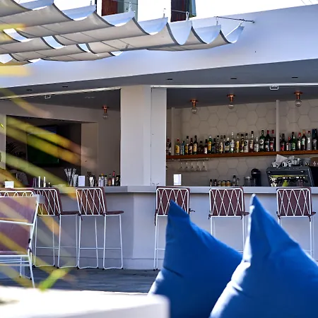 Seaside Aparthotel 3*