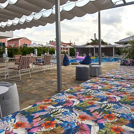Seaside Aparthotel 3*