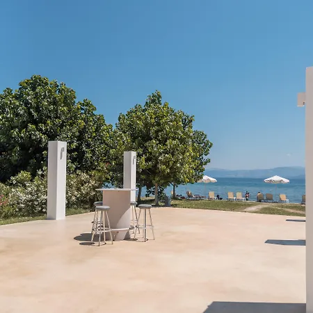Seaside Aparthotel 3*