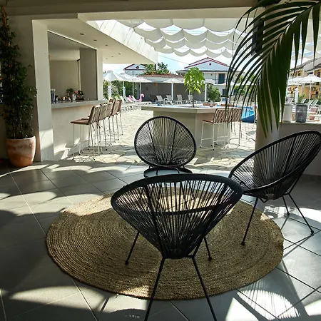 Seaside Hotel