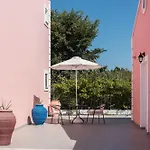 Seaside מלון