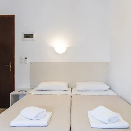 Seaside Hotel apartamentowy Kávos