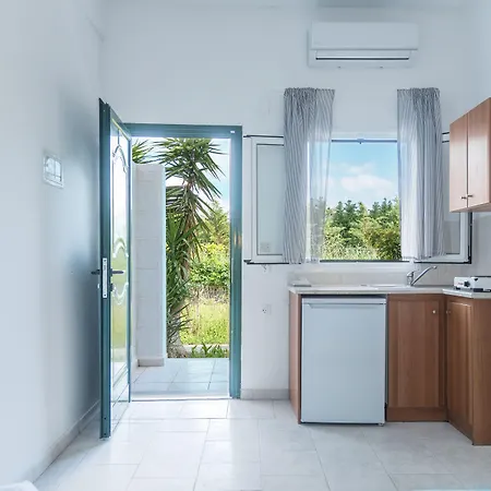 Seaside Aparthotel 3*